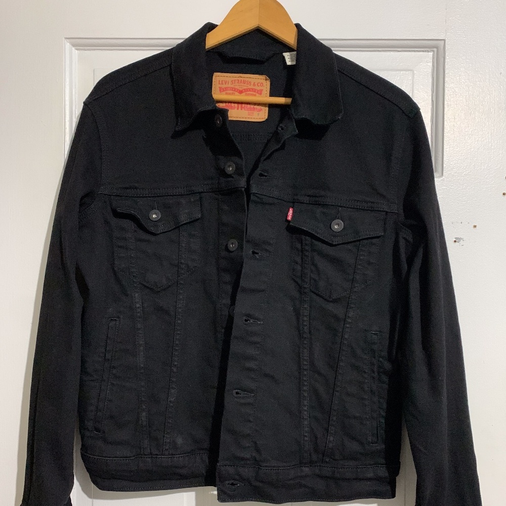 LEVI JEAN JACKET   BLACK  SIZE SMALL  MENS